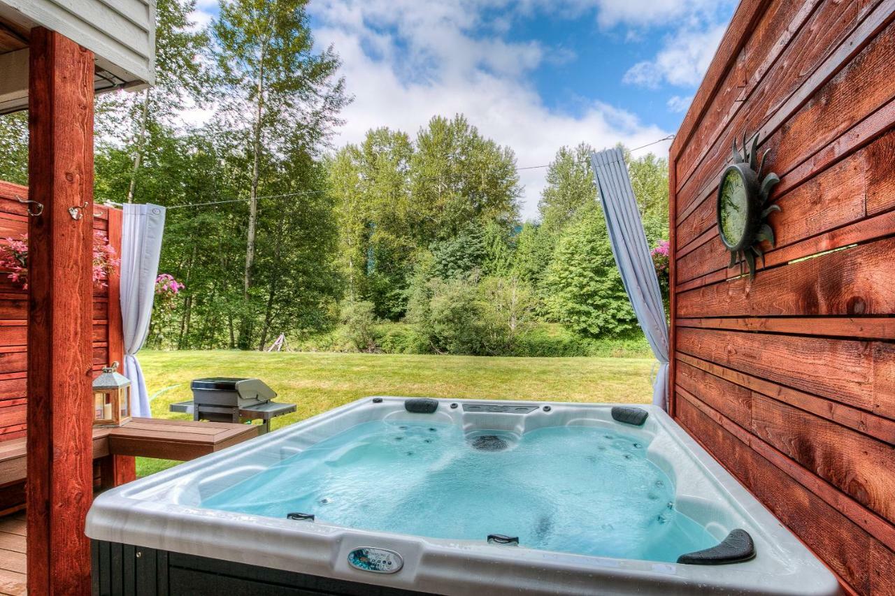 Moon River Suites #5 North Bend Eksteriør billede